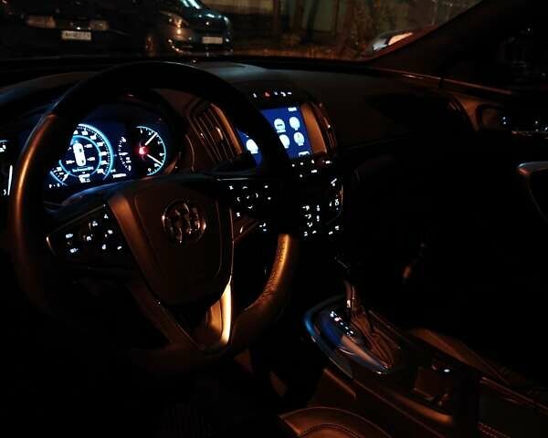 Красный Бьюик Regal GS, объемом двигателя 2 л и пробегом 75 тыс. км за 14499 $, фото 36 на Automoto.ua