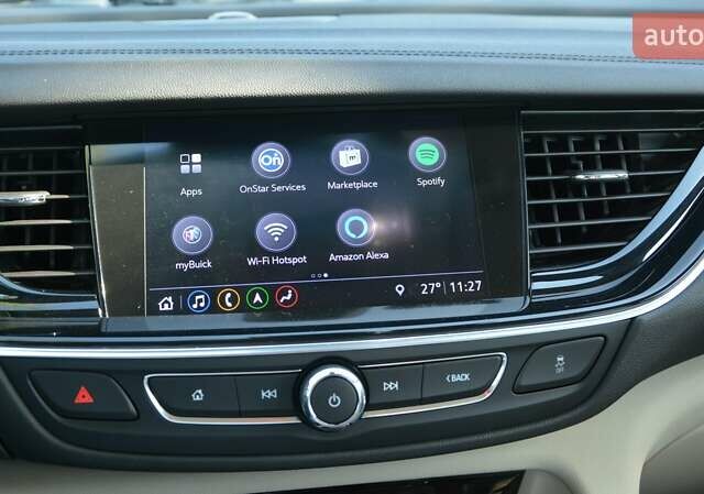 Белый Бьюик Regal TourX, объемом двигателя 2 л и пробегом 142 тыс. км за 17999 $, фото 39 на Automoto.ua