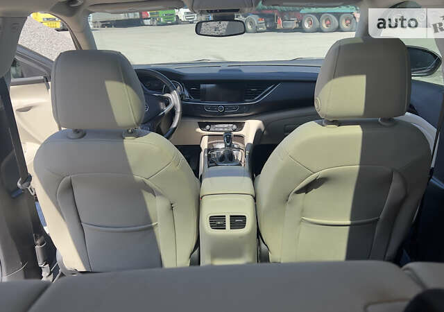 Красный Бьюик Regal TourX, объемом двигателя 2 л и пробегом 42 тыс. км за 17500 $, фото 14 на Automoto.ua