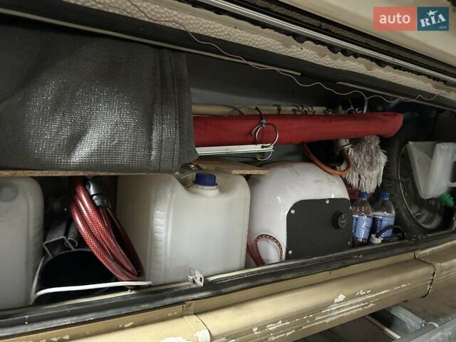 Білий Бюрстнер Холідей, об'ємом двигуна 0 л та пробігом 15 тис. км за 4500 $, фото 17 на Automoto.ua