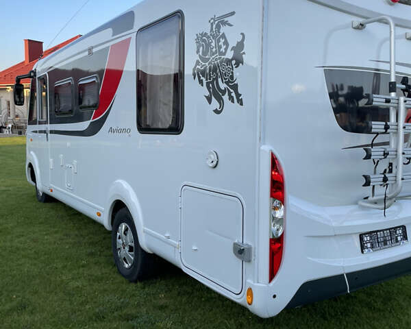 Білий Бюрстнер Aviano, об'ємом двигуна 2.3 л та пробігом 30 тис. км за 93000 $, фото 12 на Automoto.ua