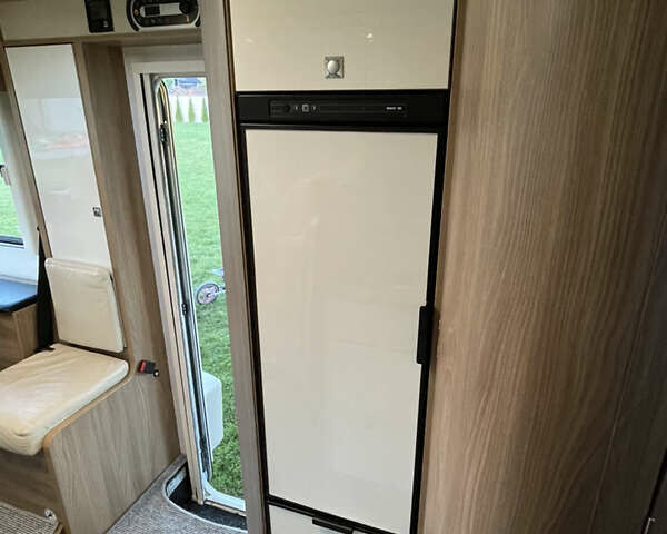 Білий Бюрстнер Aviano, об'ємом двигуна 2.3 л та пробігом 30 тис. км за 93000 $, фото 73 на Automoto.ua