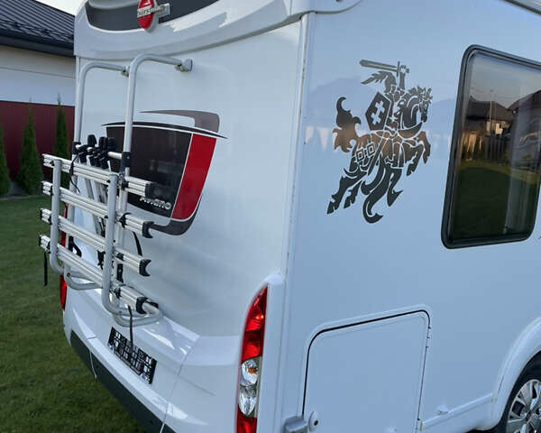 Білий Бюрстнер Aviano, об'ємом двигуна 2.3 л та пробігом 30 тис. км за 93000 $, фото 19 на Automoto.ua