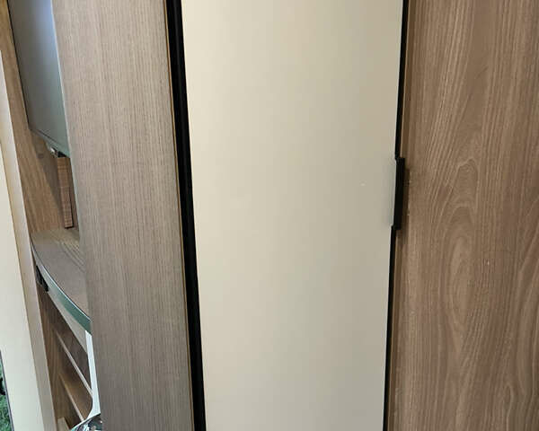 Білий Бюрстнер Aviano, об'ємом двигуна 2.3 л та пробігом 30 тис. км за 93000 $, фото 103 на Automoto.ua