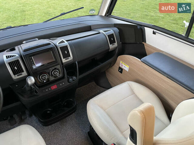 Білий Бюрстнер Aviano, об'ємом двигуна 2.3 л та пробігом 30 тис. км за 93000 $, фото 81 на Automoto.ua