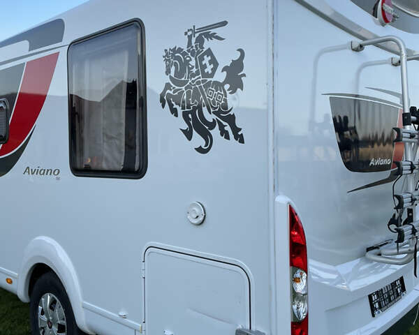 Білий Бюрстнер Aviano, об'ємом двигуна 2.3 л та пробігом 30 тис. км за 93000 $, фото 11 на Automoto.ua