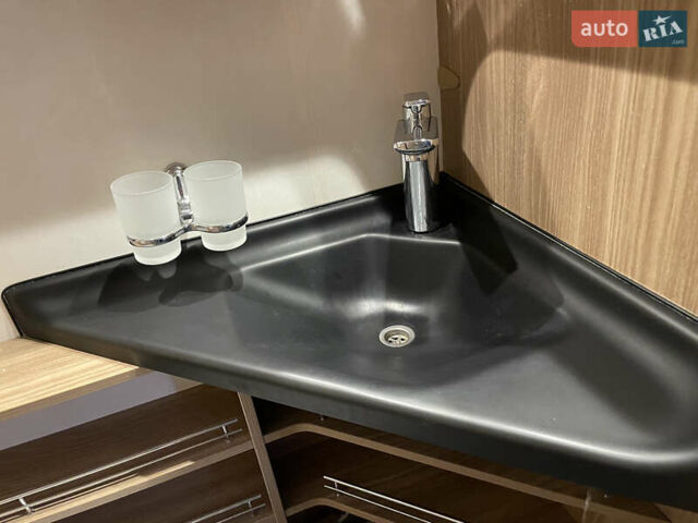 Білий Бюрстнер Aviano, об'ємом двигуна 2.3 л та пробігом 30 тис. км за 93000 $, фото 107 на Automoto.ua