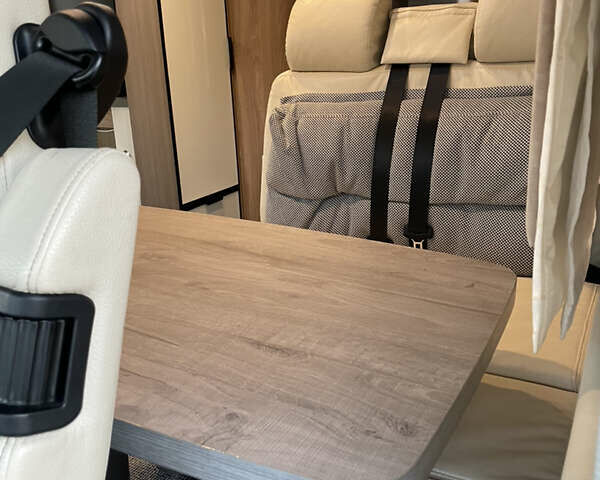 Білий Бюрстнер Aviano, об'ємом двигуна 2.3 л та пробігом 30 тис. км за 93000 $, фото 98 на Automoto.ua