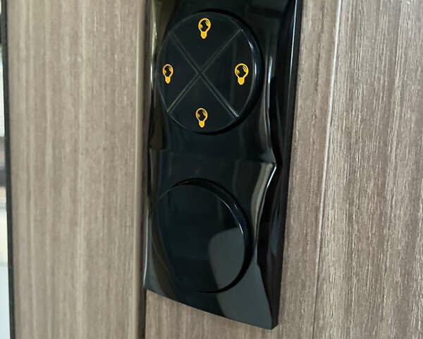 Білий Бюрстнер Aviano, об'ємом двигуна 2.3 л та пробігом 30 тис. км за 93000 $, фото 65 на Automoto.ua