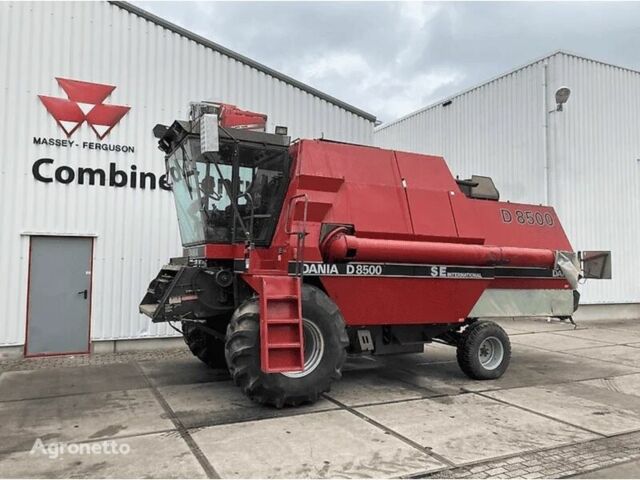 Красный CASE IH 1680, объемом двигателя 0 л и пробегом 10 тыс. км за 15789 $, фото 4 на Automoto.ua