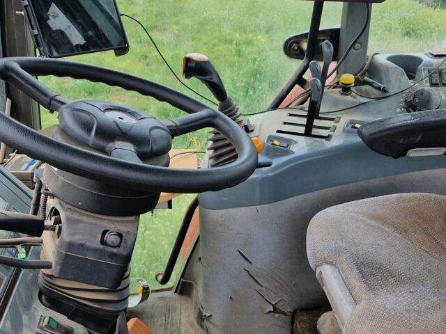 Красный CASE IH 170, объемом двигателя 5.9 л и пробегом 12 тыс. км за 35000 $, фото 2 на Automoto.ua