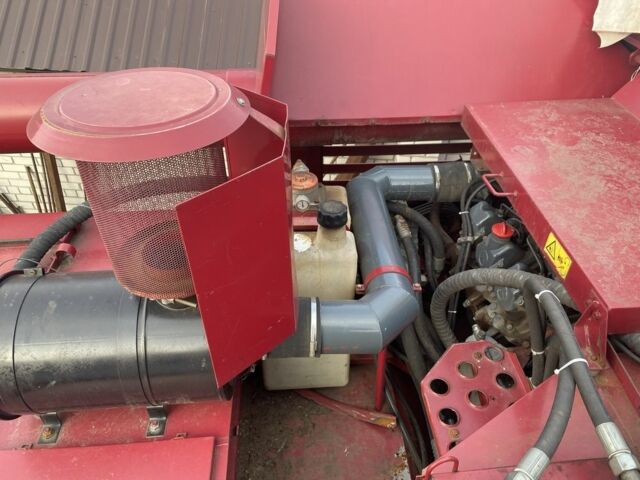 Красный CASE IH 527, объемом двигателя 0 л и пробегом 10 тыс. км за 33000 $, фото 4 на Automoto.ua