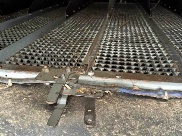 Красный CASE IH 6140, объемом двигателя 0 л и пробегом 10 тыс. км за 205089 $, фото 8 на Automoto.ua