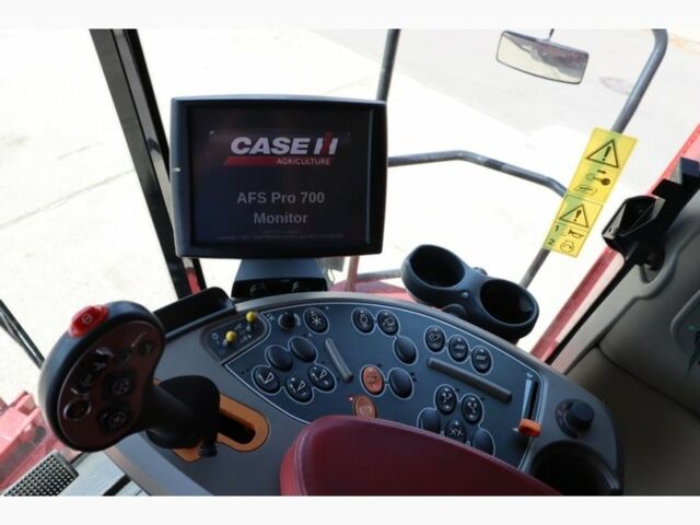 Красный CASE IH 6140, объемом двигателя 0 л и пробегом 10 тыс. км за 275582 $, фото 5 на Automoto.ua