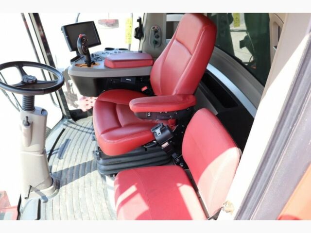 Красный CASE IH 6140, объемом двигателя 0 л и пробегом 10 тыс. км за 275582 $, фото 6 на Automoto.ua