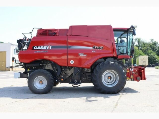 Красный CASE IH 6140, объемом двигателя 0 л и пробегом 10 тыс. км за 275582 $, фото 3 на Automoto.ua