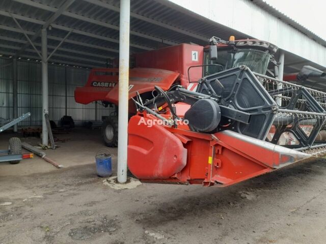 Красный CASE IH 8240, объемом двигателя 0 л и пробегом 0 тыс. км за 130658 $, фото 6 на Automoto.ua