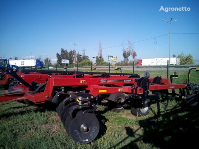 Красный CASE IH Другая, объемом двигателя 0 л и пробегом 0 тыс. км за 47427 $, фото 2 на Automoto.ua