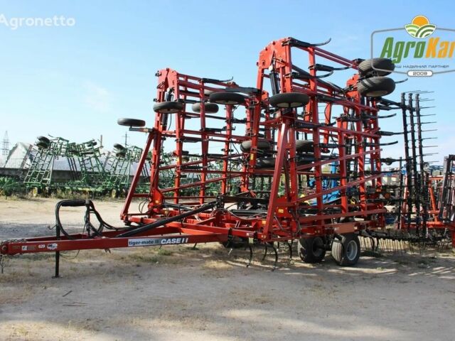 Красный CASE IH Tiger Mate II, объемом двигателя 0 л и пробегом 0 тыс. км за 73775 $, фото 2 на Automoto.ua