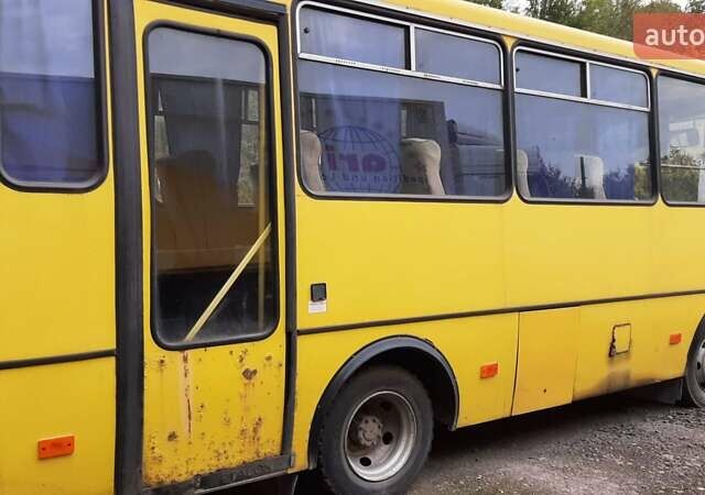 Желтый ЧАЗ А074, объемом двигателя 4.04 л и пробегом 240 тыс. км за 3500 $, фото 1 на Automoto.ua