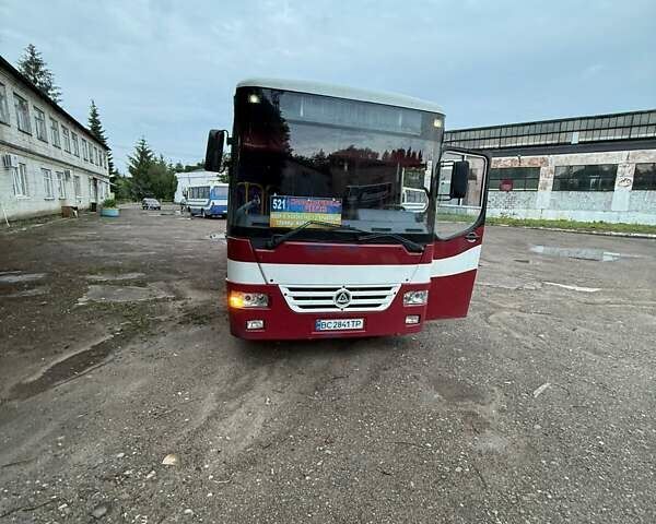 Красный ЧАЗ А081, объемом двигателя 4.58 л и пробегом 598 тыс. км за 13800 $, фото 1 на Automoto.ua