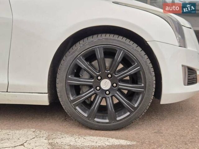 Белый Кадиллак АТС, объемом двигателя 2 л и пробегом 114 тыс. км за 12900 $, фото 16 на Automoto.ua