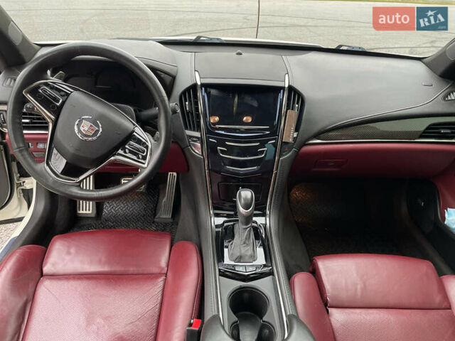 Белый Кадиллак АТС, объемом двигателя 2 л и пробегом 157 тыс. км за 13500 $, фото 10 на Automoto.ua