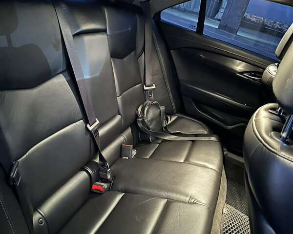 Білий Каділак АТС, об'ємом двигуна 2.46 л та пробігом 112 тис. км за 10500 $, фото 14 на Automoto.ua