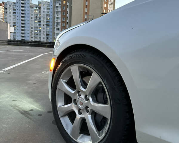 Білий Каділак АТС, об'ємом двигуна 2.46 л та пробігом 112 тис. км за 10500 $, фото 8 на Automoto.ua