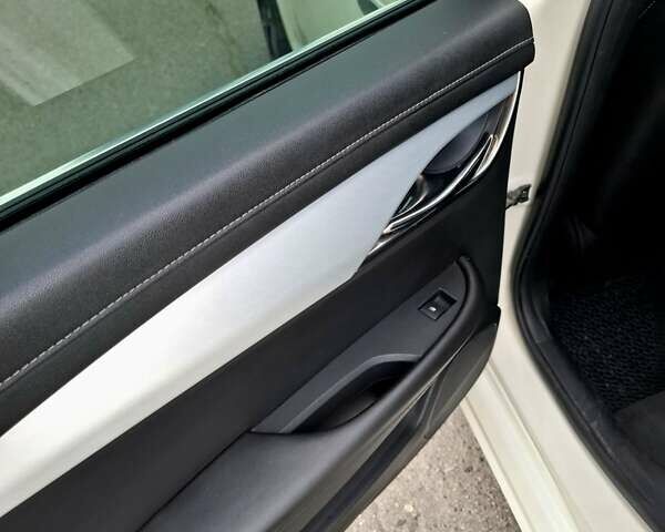 Білий Каділак АТС, об'ємом двигуна 2 л та пробігом 134 тис. км за 10500 $, фото 26 на Automoto.ua