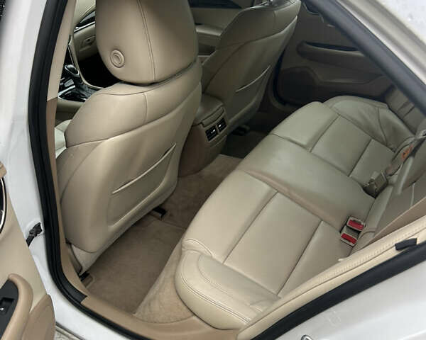 Белый Кадиллак АТС, объемом двигателя 2 л и пробегом 232 тыс. км за 9999 $, фото 15 на Automoto.ua