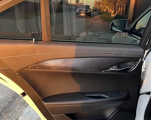 Білий Каділак АТС, об'ємом двигуна 2.5 л та пробігом 124 тис. км за 11000 $, фото 20 на Automoto.ua