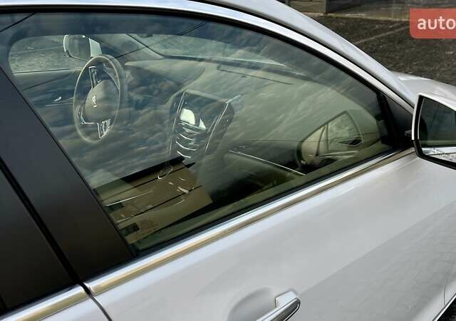 Белый Кадиллак АТС, объемом двигателя 2 л и пробегом 216 тыс. км за 8800 $, фото 42 на Automoto.ua