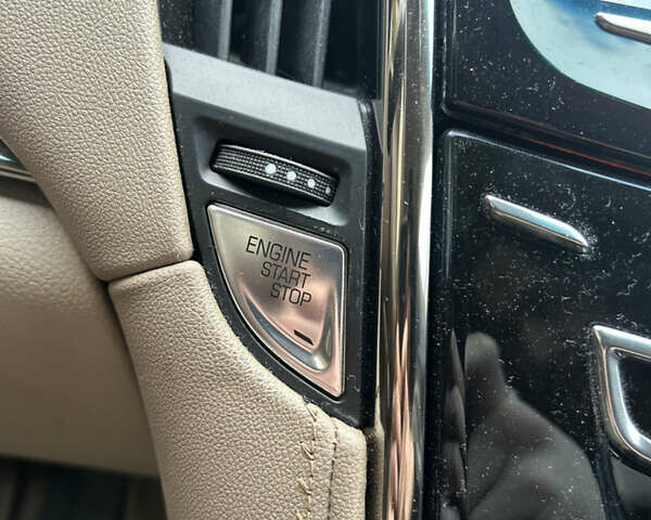 Белый Кадиллак АТС, объемом двигателя 2 л и пробегом 232 тыс. км за 9999 $, фото 10 на Automoto.ua