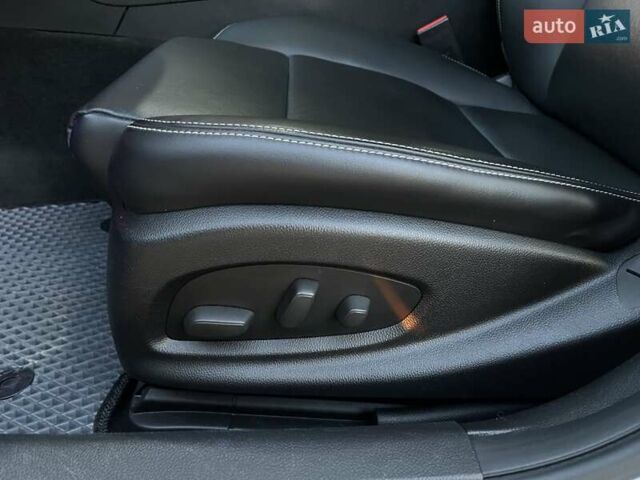 Білий Каділак АТС, об'ємом двигуна 2.5 л та пробігом 124 тис. км за 11000 $, фото 25 на Automoto.ua