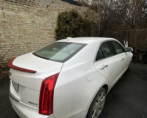 Белый Кадиллак АТС, объемом двигателя 2 л и пробегом 232 тыс. км за 9999 $, фото 3 на Automoto.ua