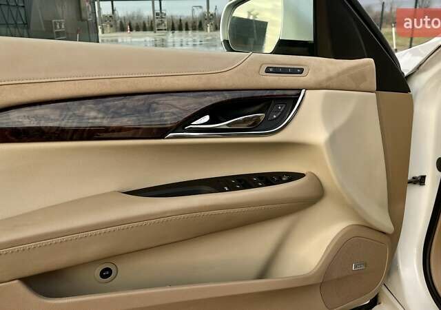 Белый Кадиллак АТС, объемом двигателя 2 л и пробегом 216 тыс. км за 8800 $, фото 56 на Automoto.ua