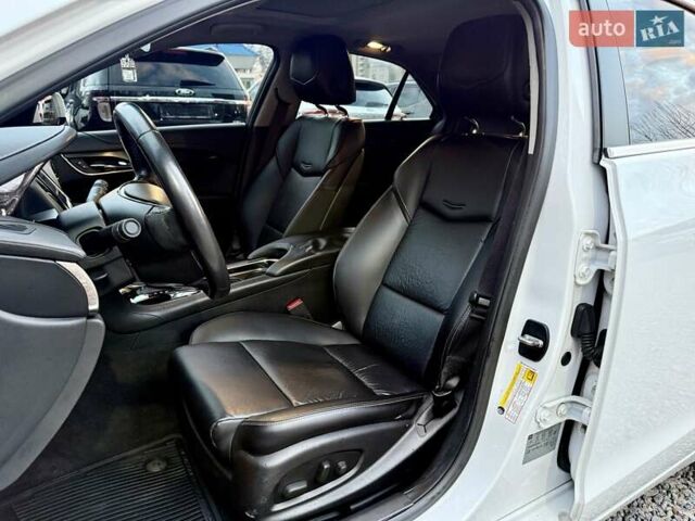 Белый Кадиллак АТС, объемом двигателя 2 л и пробегом 151 тыс. км за 11000 $, фото 8 на Automoto.ua