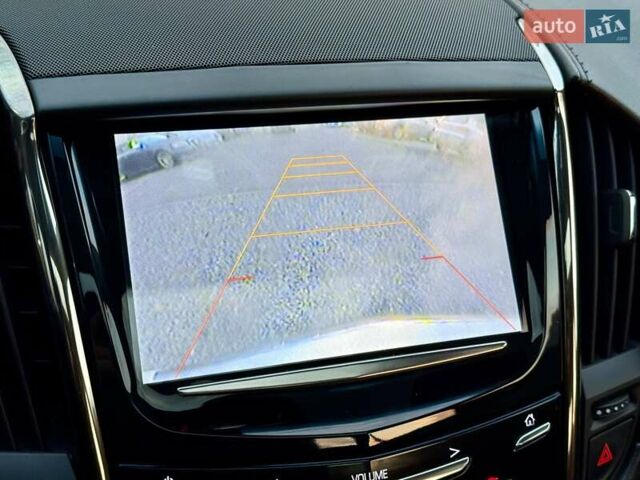 Белый Кадиллак АТС, объемом двигателя 2 л и пробегом 151 тыс. км за 11000 $, фото 16 на Automoto.ua