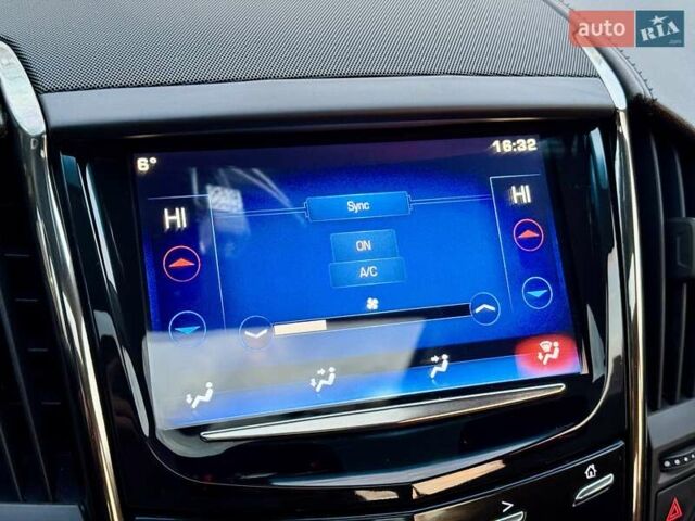 Белый Кадиллак АТС, объемом двигателя 2 л и пробегом 151 тыс. км за 11000 $, фото 17 на Automoto.ua