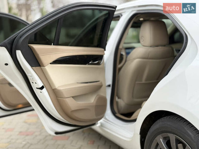 Білий Каділак АТС, об'ємом двигуна 2 л та пробігом 135 тис. км за 13700 $, фото 26 на Automoto.ua