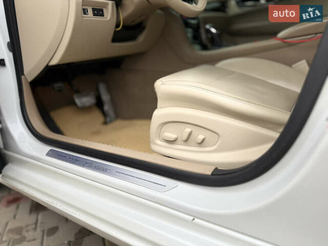 Білий Каділак АТС, об'ємом двигуна 2 л та пробігом 135 тис. км за 13700 $, фото 28 на Automoto.ua