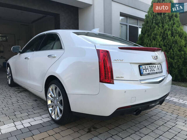 Белый Кадиллак АТС, объемом двигателя 2 л и пробегом 66 тыс. км за 15600 $, фото 3 на Automoto.ua
