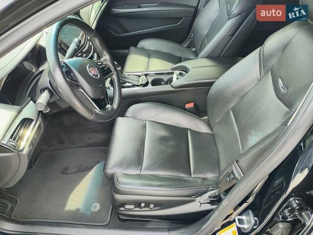 Черный Кадиллак АТС, объемом двигателя 2.5 л и пробегом 170 тыс. км за 10500 $, фото 9 на Automoto.ua