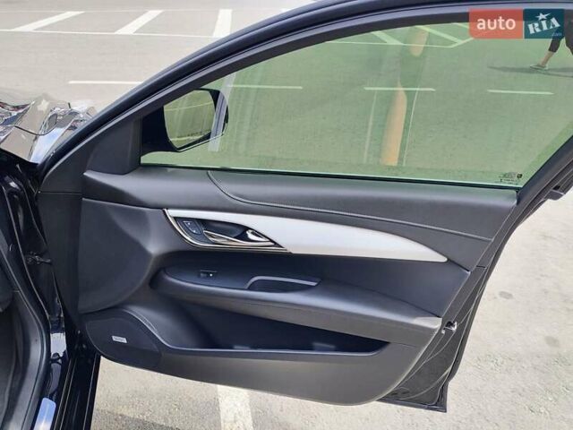 Черный Кадиллак АТС, объемом двигателя 2.5 л и пробегом 170 тыс. км за 10500 $, фото 3 на Automoto.ua