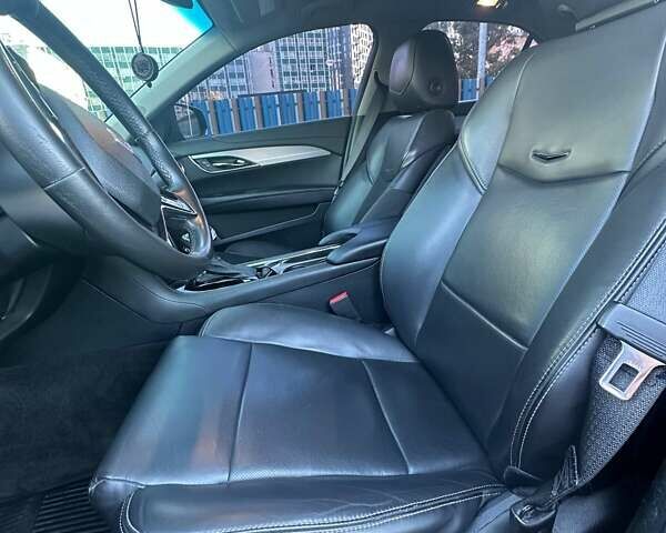 Черный Кадиллак АТС, объемом двигателя 2 л и пробегом 254 тыс. км за 10490 $, фото 5 на Automoto.ua