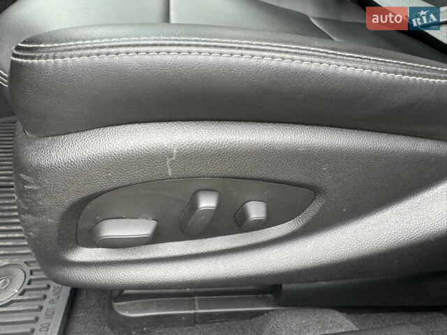 Черный Кадиллак АТС, объемом двигателя 2 л и пробегом 218 тыс. км за 15500 $, фото 28 на Automoto.ua