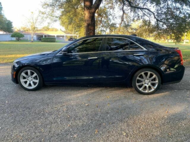 Чорний Каділак АТС, об'ємом двигуна 2 л та пробігом 72 тис. км за 9200 $, фото 4 на Automoto.ua