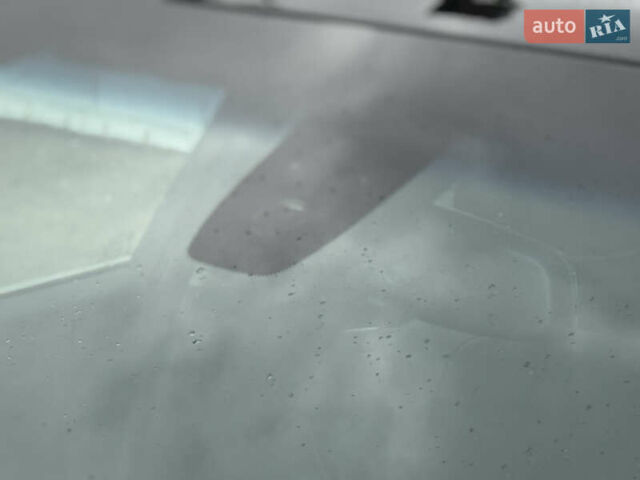 Черный Кадиллак АТС, объемом двигателя 2 л и пробегом 218 тыс. км за 15500 $, фото 5 на Automoto.ua