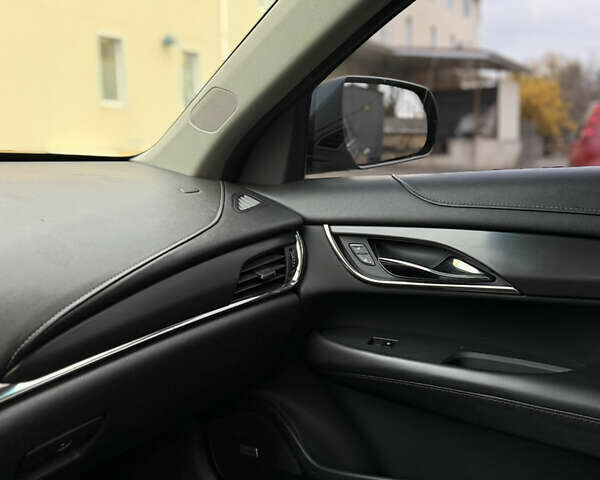 Серый Кадиллак АТС, объемом двигателя 2 л и пробегом 149 тыс. км за 12700 $, фото 28 на Automoto.ua